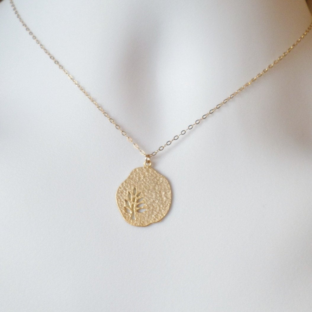 Gold Leaf Cutout Disc Necklace - Gold Disc Necklace - Tiny Gold Disc Necklace - Bridal Gifts - Christmas Gifts - Nature Jewelry