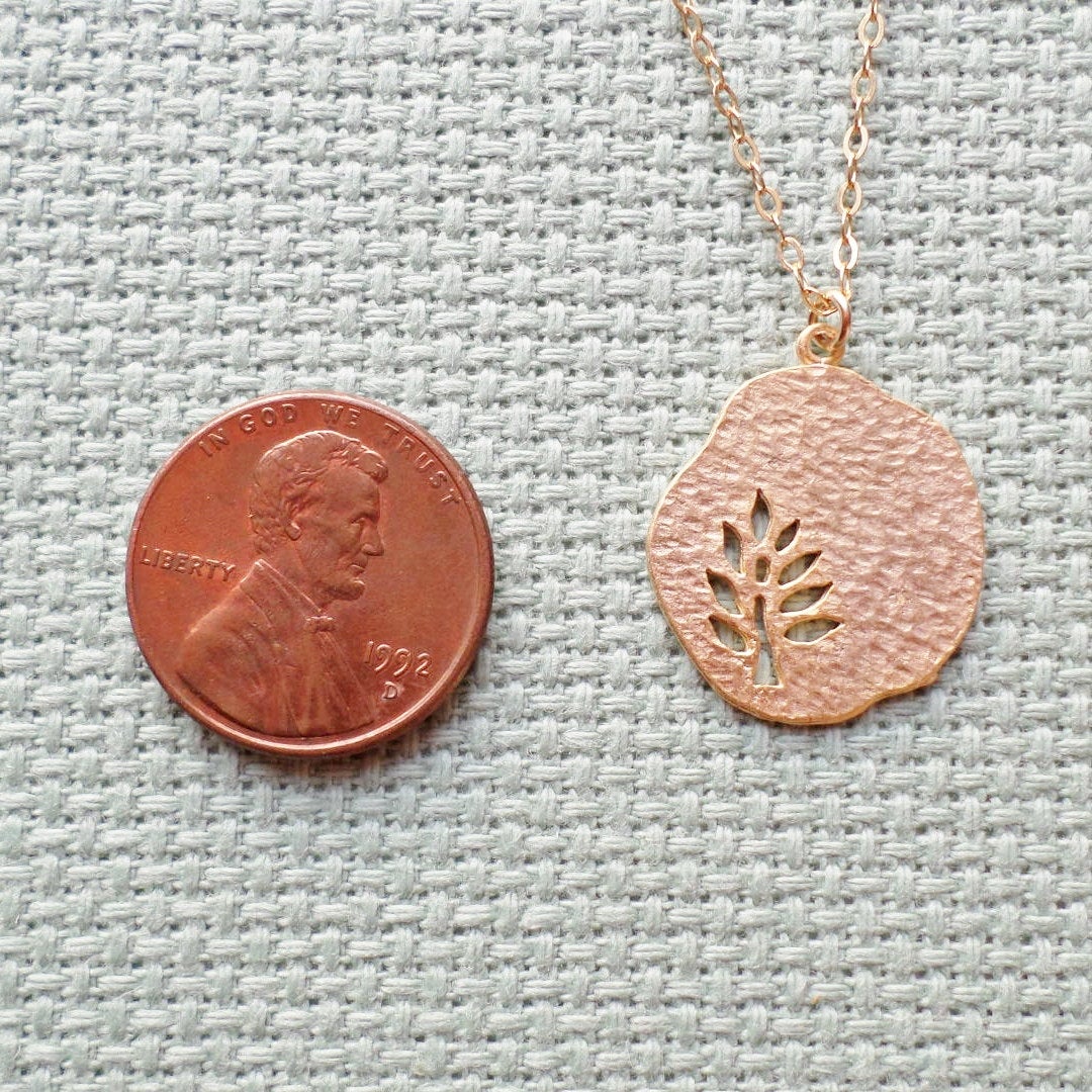 Gold Leaf Cutout Disc Necklace - Gold Disc Necklace - Tiny Gold Disc Necklace - Bridal Gifts - Christmas Gifts - Nature Jewelry