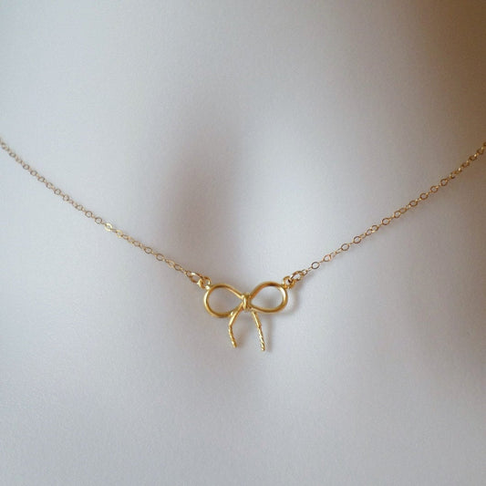 Gold Bow Necklace - Dainty Bow Necklace - Tiny Bow Necklace Necklace - Minimalistic and Modern Necklace