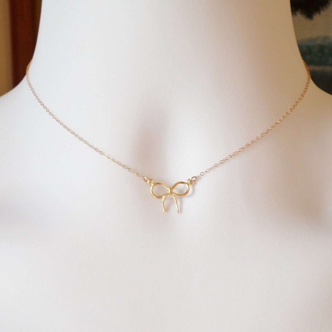 Gold Bow Necklace - Dainty Bow Necklace - Tiny Bow Necklace Necklace - Minimalistic and Modern Necklace