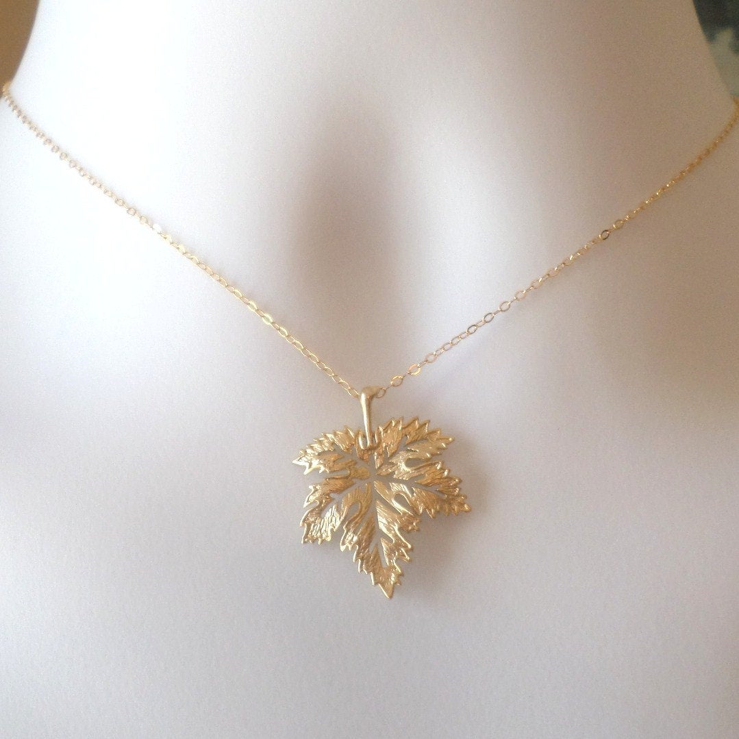 Last one Leaf Necklace - Maple Leaf Necklace - Silver or Gold Maple Leaf Necklace - Gold Leaf Necklace, Gold Filled Necklace, Christmas Gift