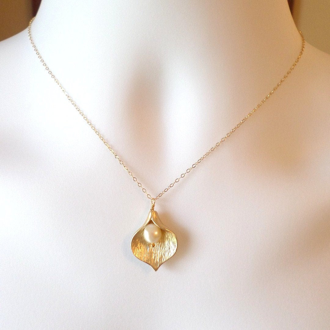 Last one Gold Calla Lily and Freshwater Pearl Necklace - Calla Lilly Necklace - Gold Filled Necklace - Cream Pearl Necklace - Christmas Gift