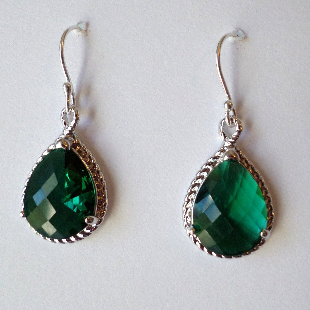 Emerald and Silver Chandelier Earrings - Emerald Earrings - Silver Earrings - Birthstone Jewelry - Christmas Gift