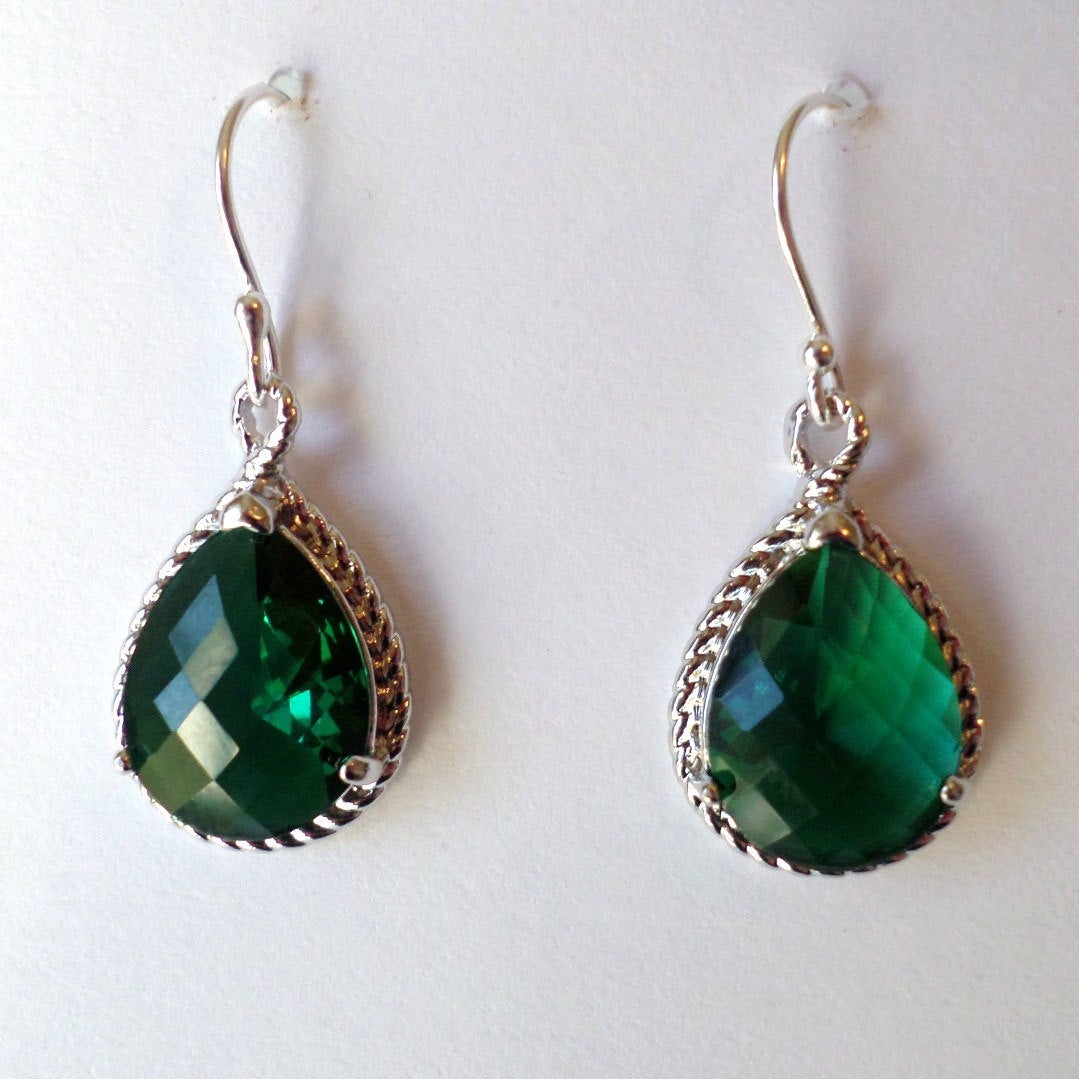 Emerald and Silver Chandelier Earrings - Emerald Earrings - Silver Earrings - Birthstone Jewelry - Christmas Gift