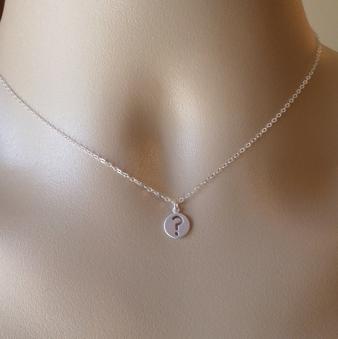 Silver Question Mark Necklace - ? mark necklace - Question Mark Disc necklace - Sterling Silver - Silver necklace - Valentines Day Gift