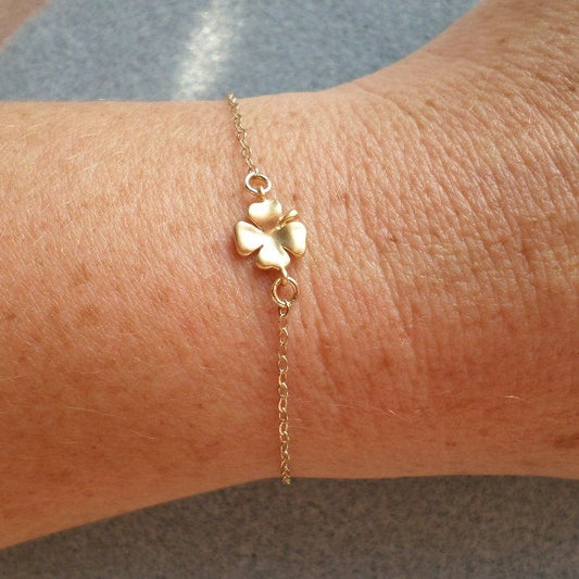 Gold Clover Bracelet - Tiny Gold Clover Bracelet - Four leaf clover jewelry - Good Luck Bracelet - Bridesmaid Gifts - Christmas Gift