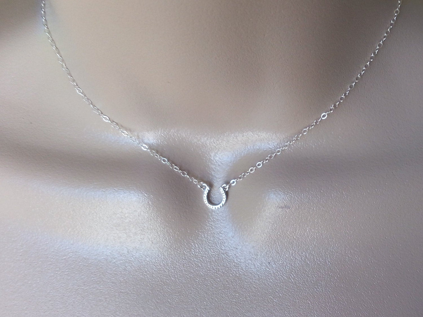 Horseshoe Necklace, Silver Horse shoe Necklace, Silver Horseshoe Necklace, Tiny Horseshoe Necklace,Tiny Necklace, Bridesmaid Gifts, Bridal